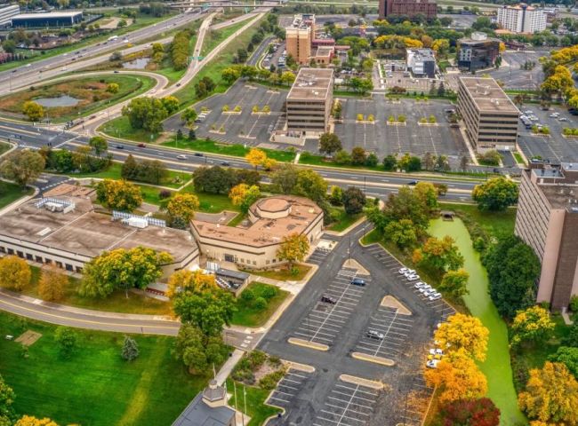 Brooklyn Center, Minnesota Business Listings