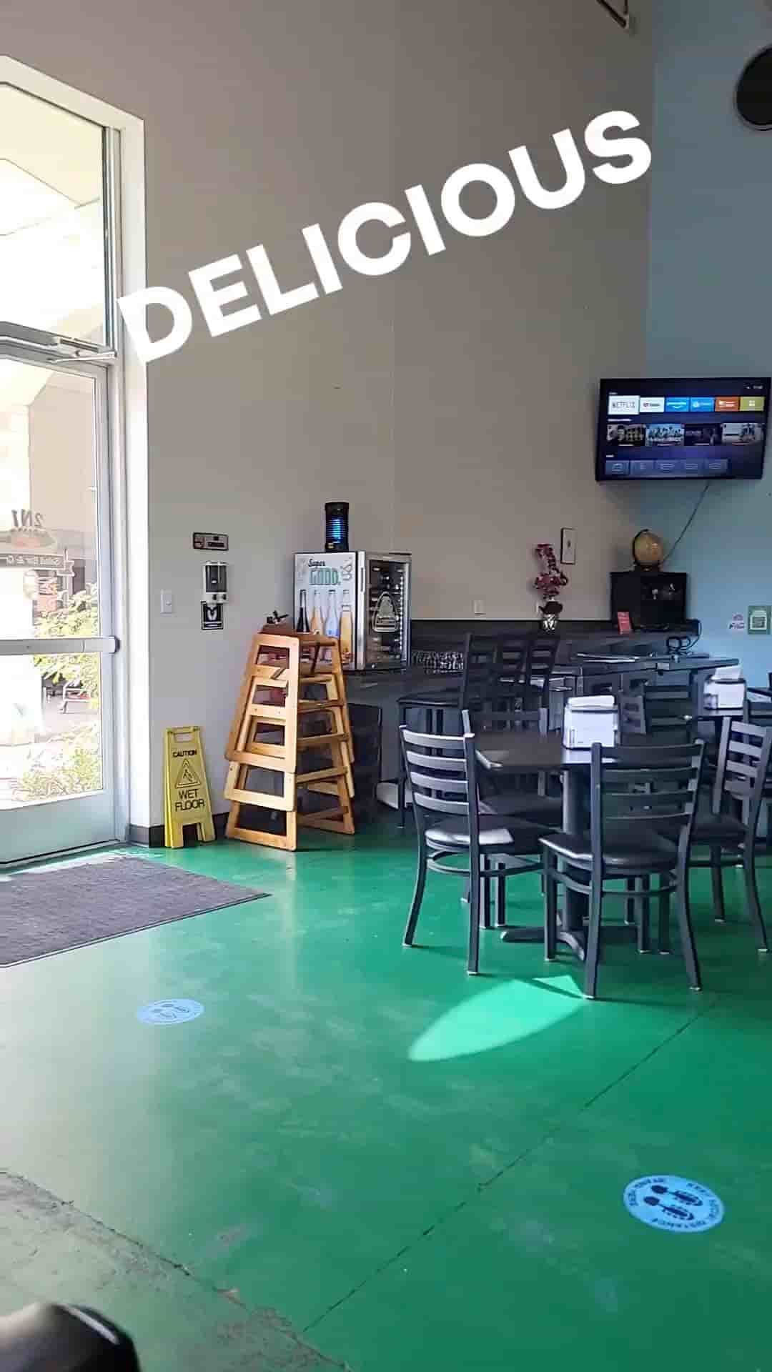 2N1 Salad Bar and Grill in Austin 2
