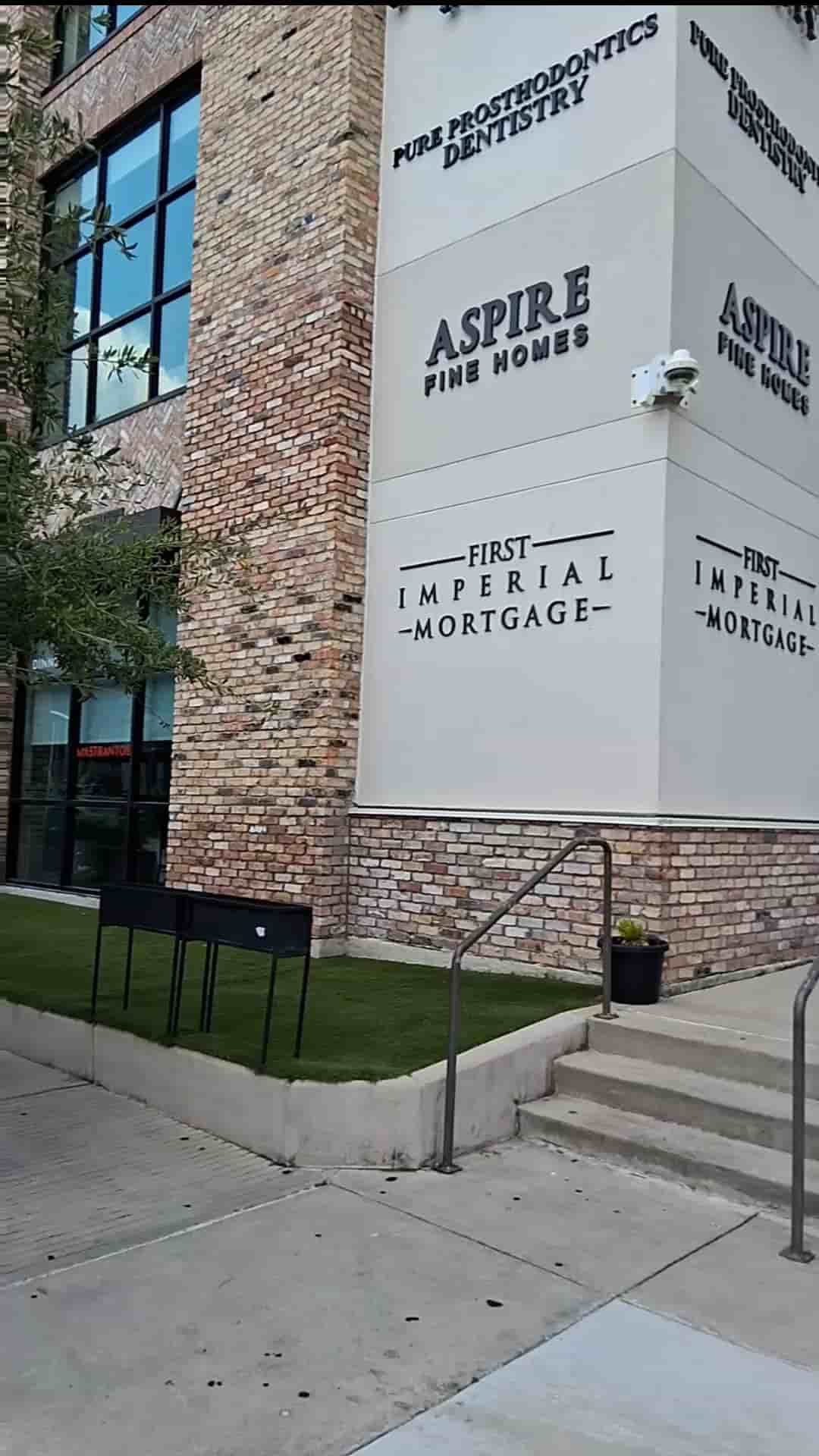 Mastrantos in Houston 3