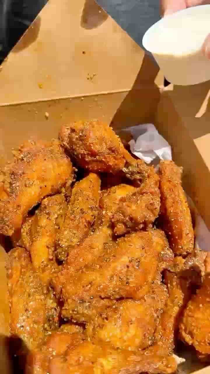 World of Wings in Dallas 1
