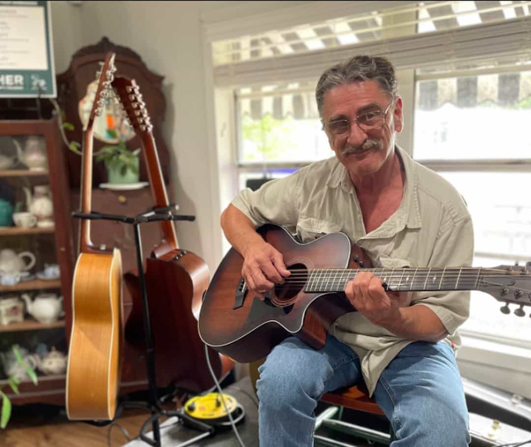 Live Music :: Michael Gailinas