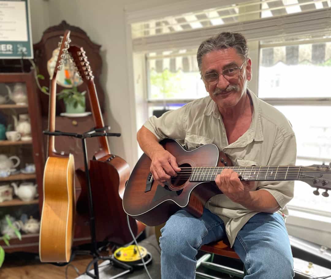 "Live Music :: Michael Gailinas