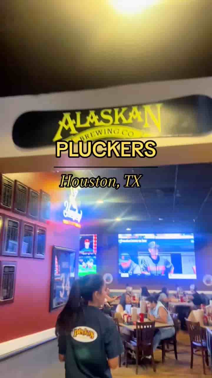 Plucker's Wing Bar in Austin 1