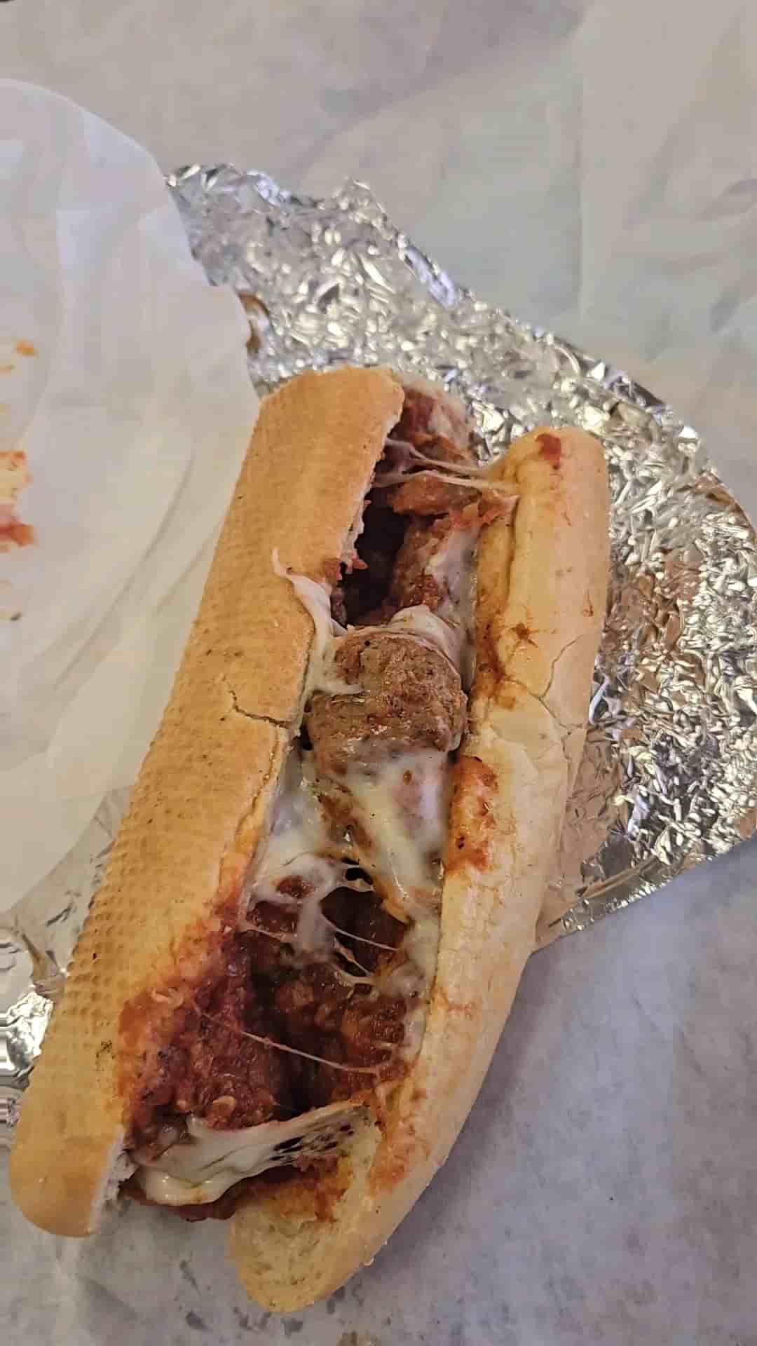 Tucci's Southside Subs in Austin 4