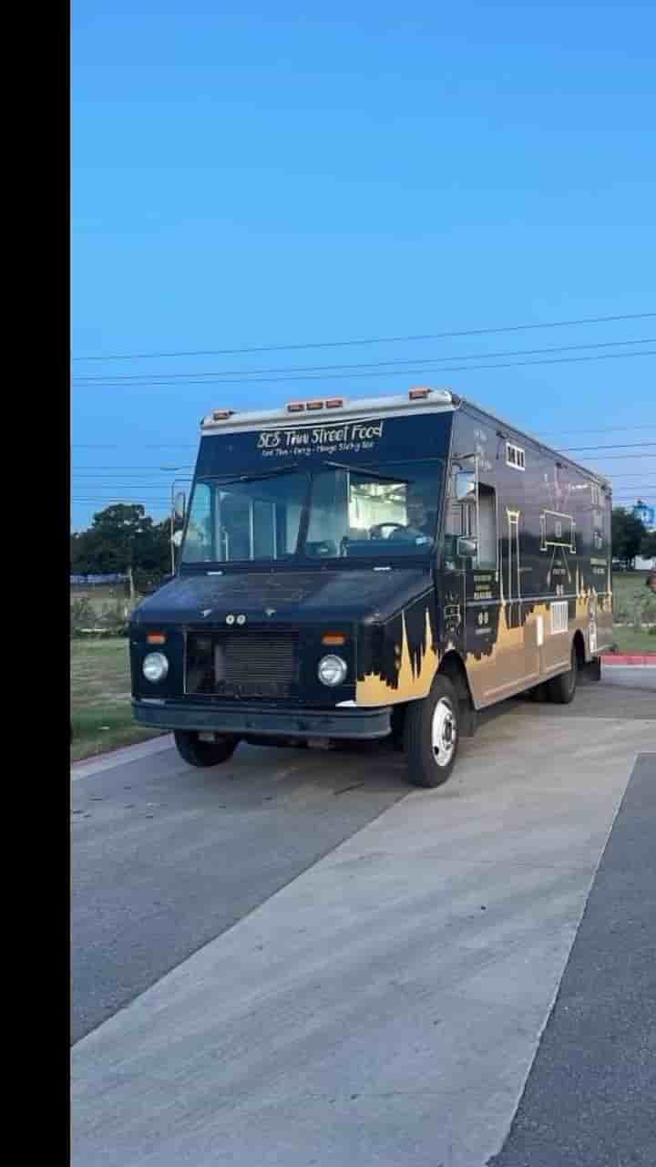 Thai Street Food in Los Angeles 1