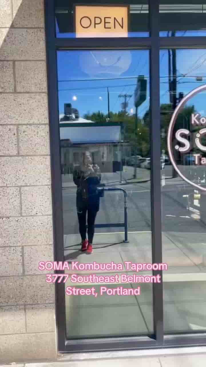 SOMA Kombucha Taproom in Portland 2