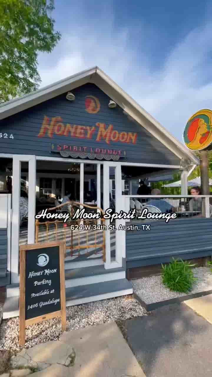 Honey Moon Spirit Lounge in Austin 2