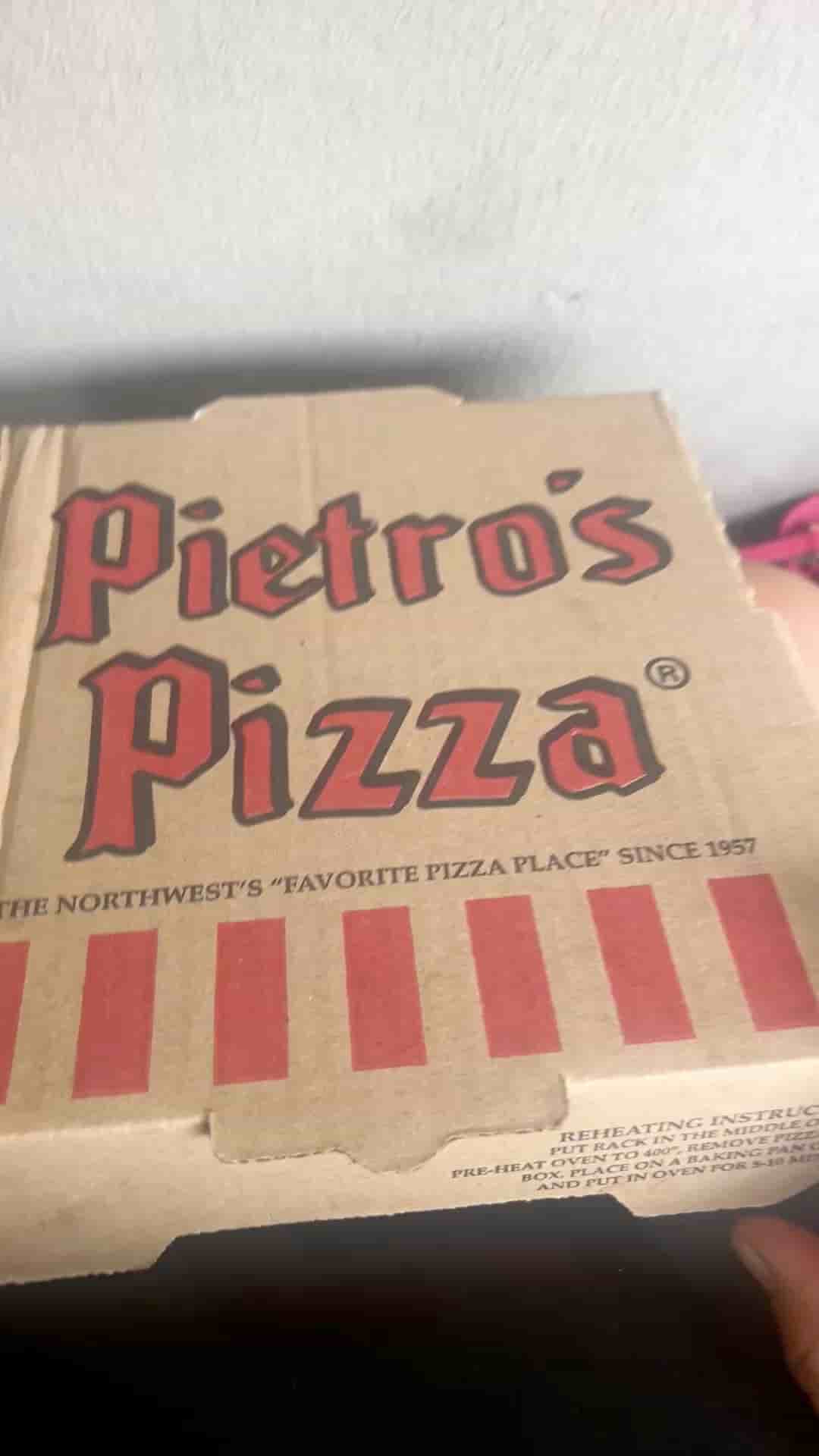 Pietro's Pizza Salem in Milwaukie 5