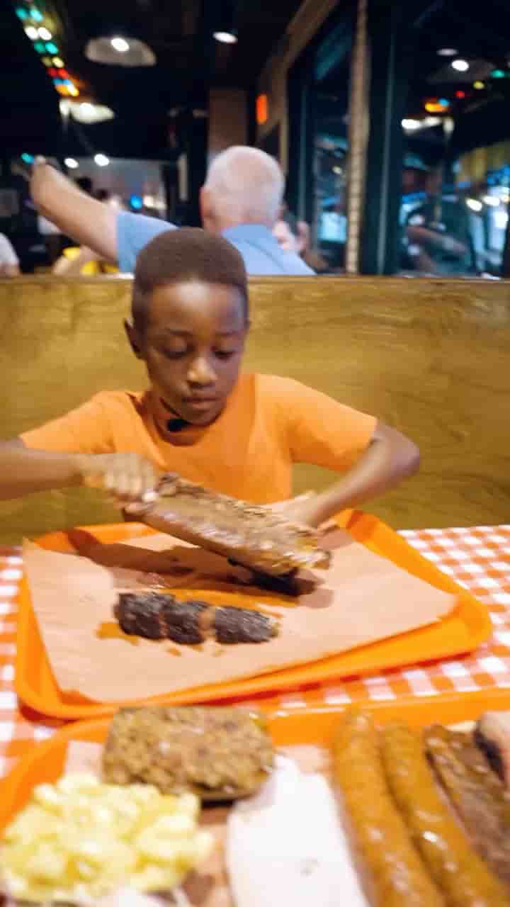 Show Me Smoke BBQ & Catering LLC in Houston 1