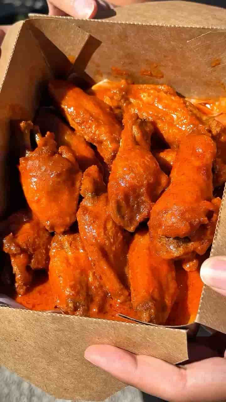 Campus Wings and UT Boba in Austin 2