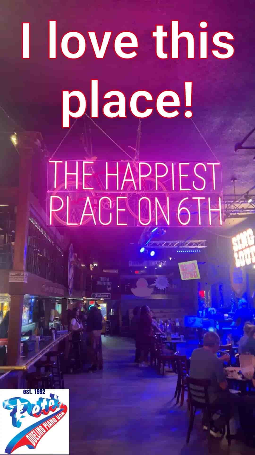 Pete's Dueling Piano Bar in Austin 2